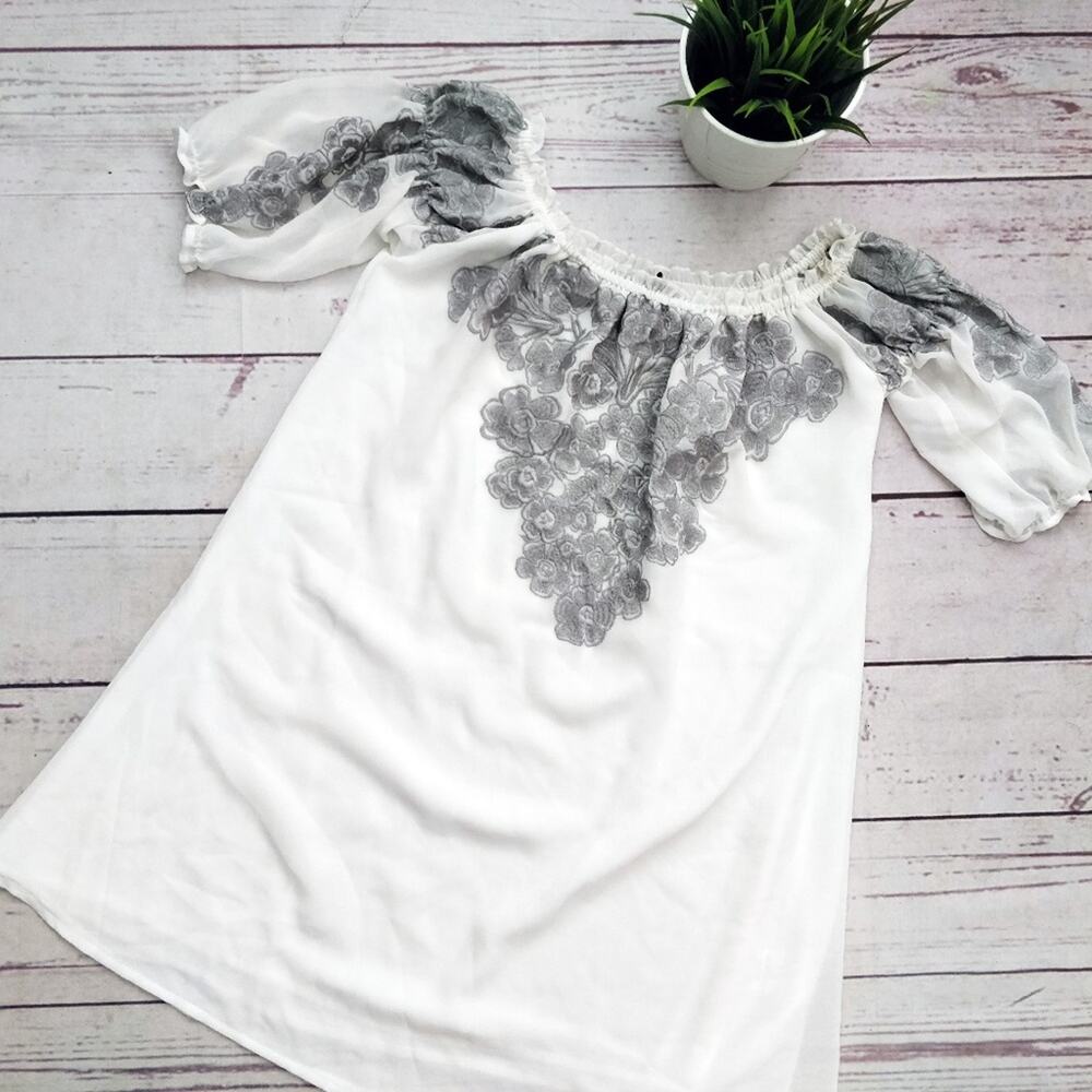 FOR LOVE & LEMONS Embroidered Off Shoulder Tunic Top Short Sleeve White, fits M